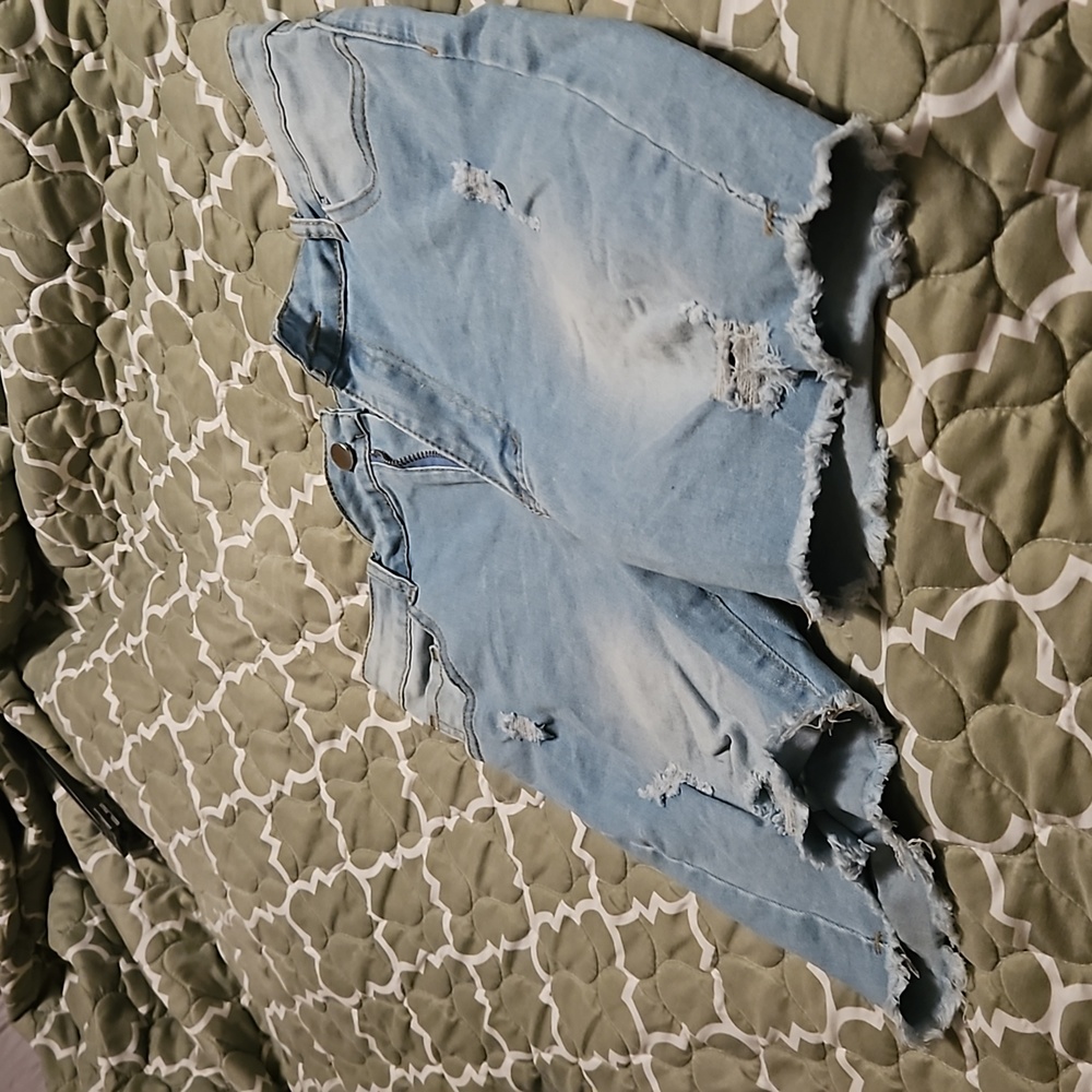 Light wash denim shorts